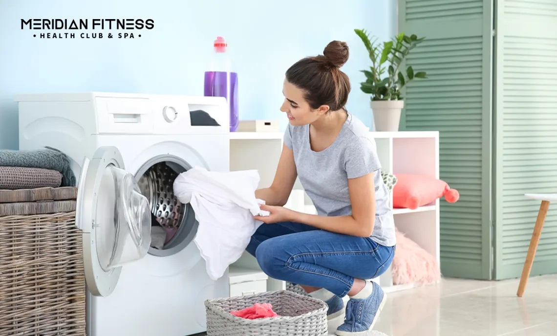 Set and turn clothes inside out